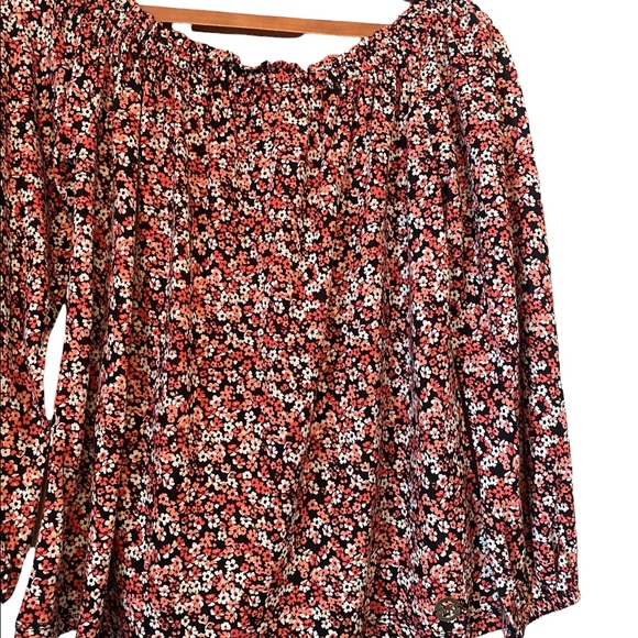 Michael Kors Long Sleeved Floral Top - Picture 3 of 13